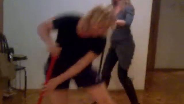 Vika Krywar & Svetlana Nosach are happy doing good job:) смотреть онлайн