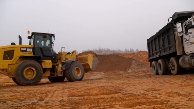 Cat® 938M Aggregate Handler Customer Story – Martin Marietta (Columbia, SC) смотреть онлайн