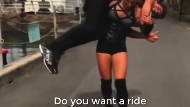 Strong Woman Arm Wrestling & Lift Carry смотреть онлайн