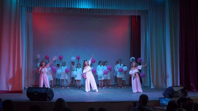 Судник П. ,Кирина М., Филиппова Л. - В облаках смотреть онлайн