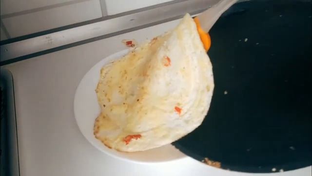 Омлет вдвойне вкуснее, если это омлет с Бри и чилли🌶🔥