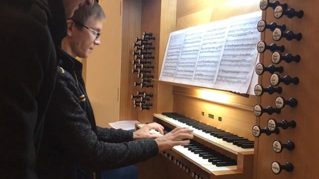 You CAN hear the last note! Interstellar Soundtrack - Timur Halilullin organist смотреть онлайн
