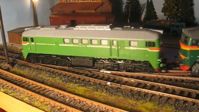 ТЭМ1 и М62 на макете. Масштаб 1.87 смотреть онлайн