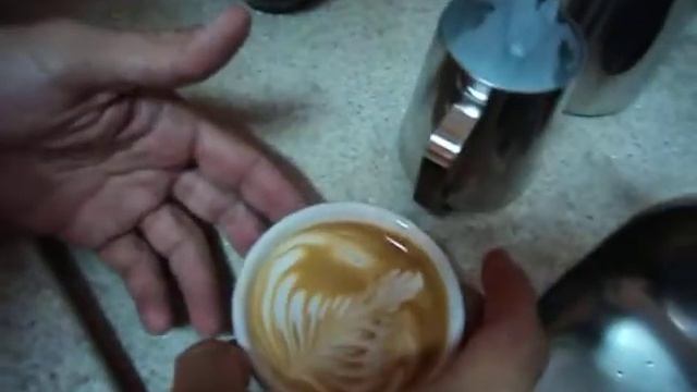 Latte Art S1 vivaldi Laspaziale roseta e tulipa смотреть онлайн