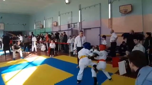 Лутиков Никита (ака)г.Кропивницкий бой1 смотреть онлайн