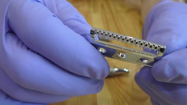 RazoRock German 37 Slant Razor Torsionshobel смотреть онлайн