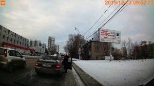 Вот дурень