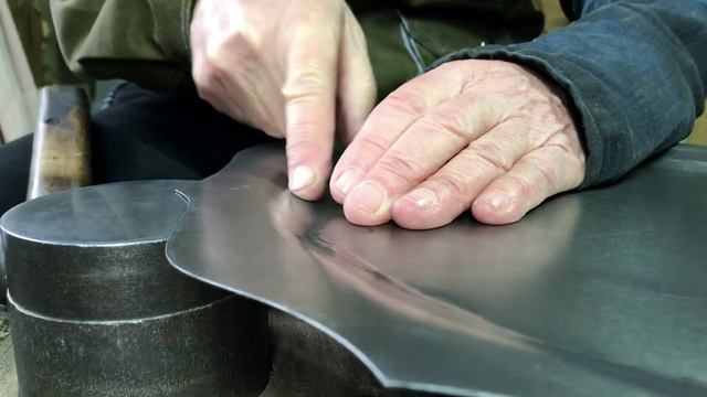 Ковка жостовского подноса. Коваль Геннадий Топтыгин.