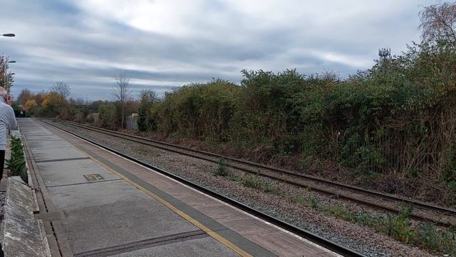DB 67 013 passing Burton-on-Trent смотреть онлайн