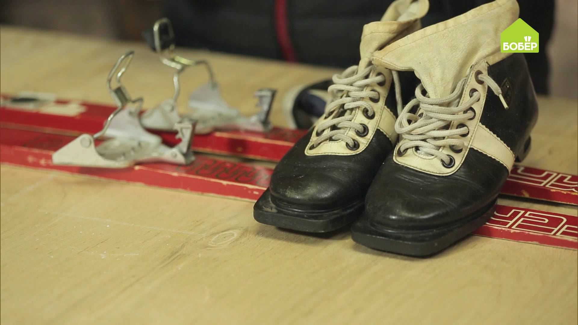 Восстанавливаем лыжные ботинки и лыжи. Как подготовить лыжи и ботинки к очередному сезону смотреть онлайн