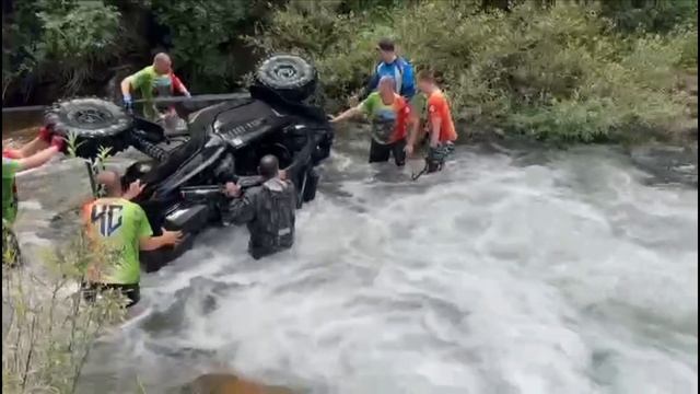 По реке на BRP Maverick X3