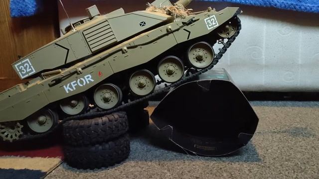 RC Heng Long Tank British Challenger 2 Unboxing