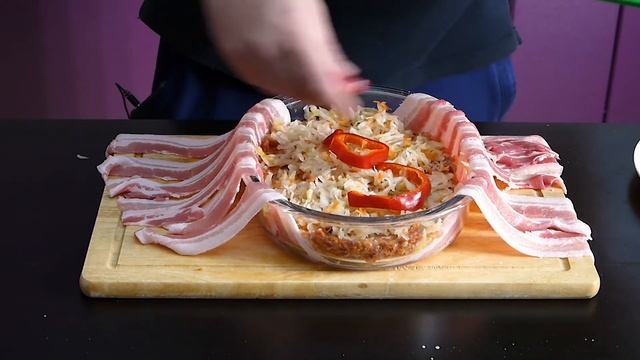 МЯСНАЯ ЗАПЕКАНКА с картофелем под сыром. Запек в духовке то, что нашел в холодильнике. БОМБА-РЕЦЕПТ. смотреть онлайн