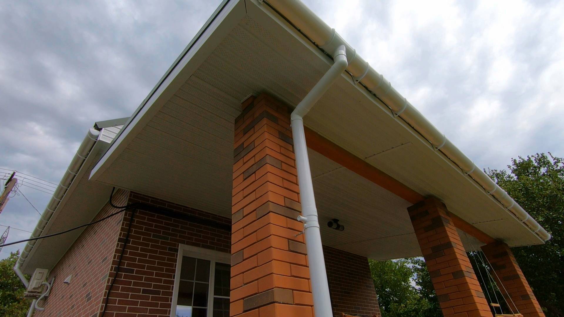 Сам построил НЕДОРОГОЙ ДОМ и пристроил к нему КАПИТАЛЬНУЮ ТЕРРАСУ. Timelapse смотреть онлайн