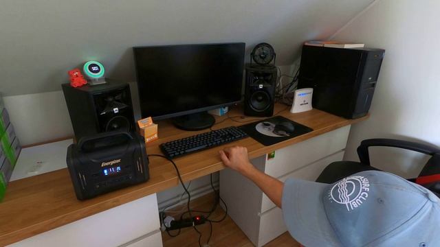 Генератор больше не нужен? Портативная солнечная станция СВЕТ! смотреть онлайн