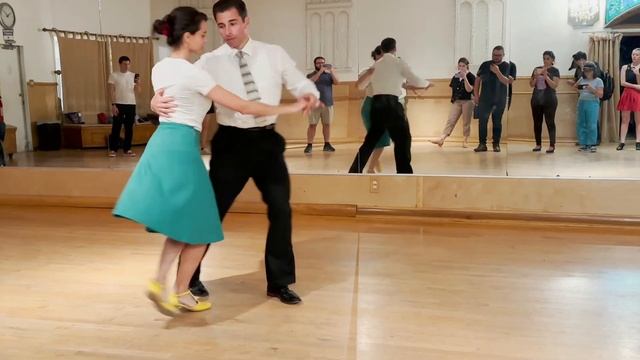Beginner & Intermediate Swing Lessons, Steve/ Stephen Edward Sayer & Karine Hermes смотреть онлайн