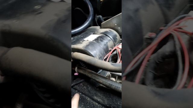 УАЗ Патриот антифриз под ковриками. смотреть онлайн