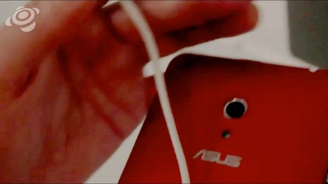 Asus Zenfone 4, 5 und 6 im Hands-On [DE] смотреть онлайн