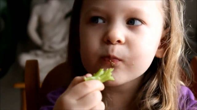Keira Talks About Broccoli! смотреть онлайн
