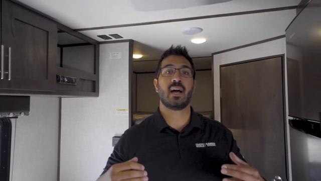 Dometic Duo Therm 13,500BTU A/C (Brisk II) смотреть онлайн