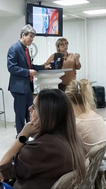 Эпизод семинара Ангелоса Канакопулоса «Экзосомы, мультисомы и ионосомы в косметологии» смотреть онлайн