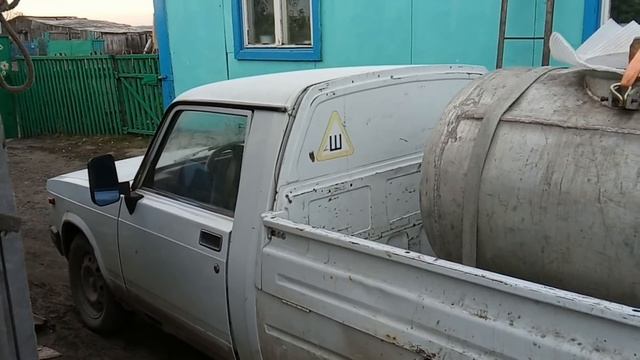 Как мы сдаем молоко зимой? № 8 смотреть онлайн