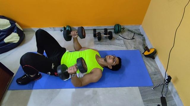 Chest dumbbell Home Exercise / Chest Pyramid Workout / Upper Body Home Workout смотреть онлайн