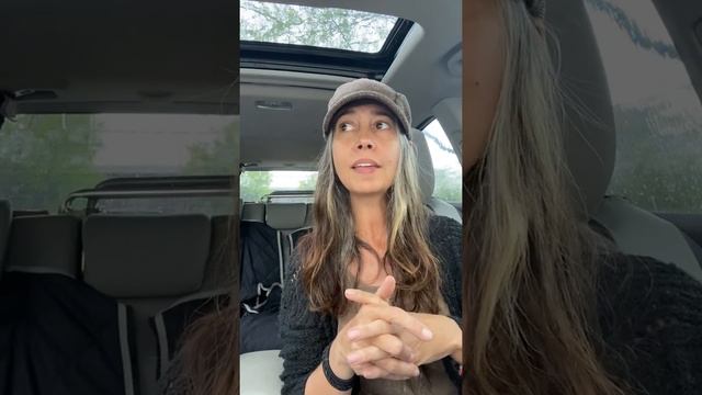 Grey Hair Transition: Rainy Morning Coffee Thoughts about Grey Hair and Hats… #greyhairmovement смотреть онлайн