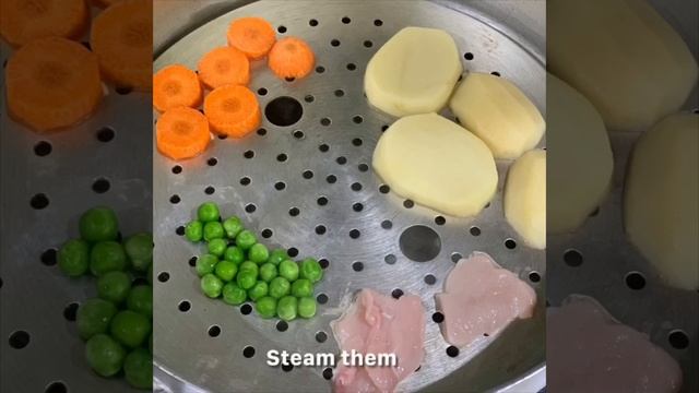 Baby Puree Recipe, 7+ months, Potatoes with peas, carrots and chicken, baby food recipes смотреть онлайн