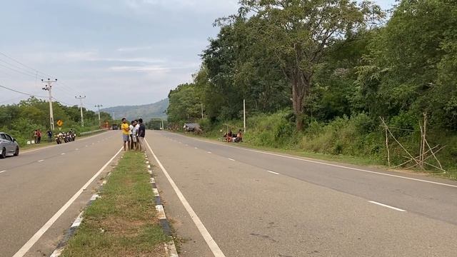 Kawasaki ZX9R Fly By |Sri Lanka| Two Brother Exhaust #Kawasaki #ZX9R #Ninja смотреть онлайн