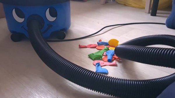 [Numatic James] Vacuuming up balloons - balloons inside vacuum cleaner