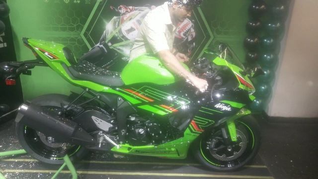 Taking delivery of Kawasaki Zx6r - 2024 || Delivery of the all new Zx6r at Kolkata смотреть онлайн