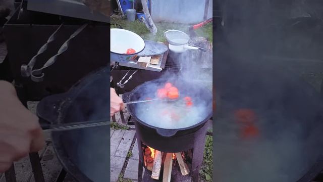 ☝Уха в казане на костре! Готовлю только так! Лучший рецепт который мне приходилось пробовать!
