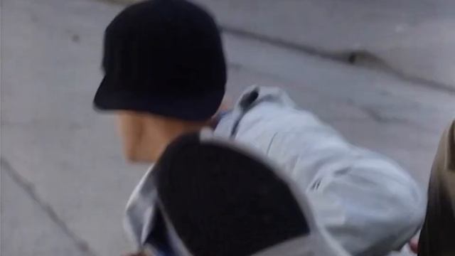 L'Agent Double 00 (The Double 0 Kid) Corey Haim Version Française