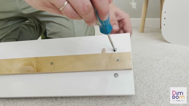 Видеоинструкция по сборке: Кроватка детская «Облачко» смотреть онлайн