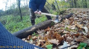 Таёжный топор. Рубка дуба маленьким  легким топором. Bushcraft axe against dry oak