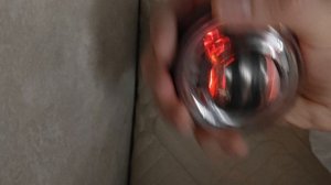 Гироскопический тренажер для рук, эспандер для кисти ARINIKA, светящийся кистевой тренажор