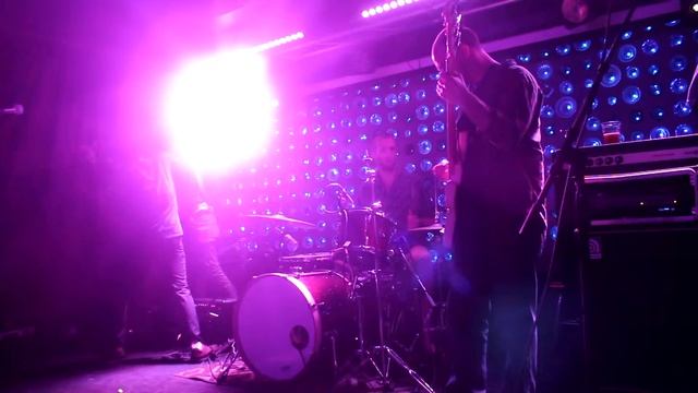 Honey Radar II (Live at Baby's All Right) смотреть онлайн