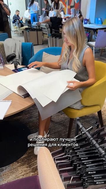 Если вы делаете ремонт или только планируете, то вам нужен этот салон обоев @katehome_oboi смотреть онлайн