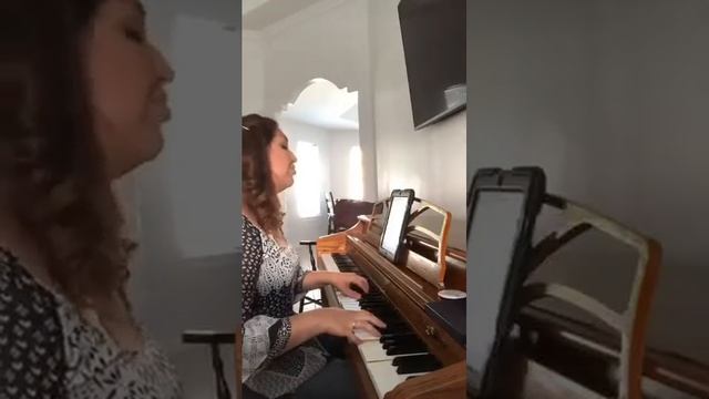 No Me Queda Más - Selena (Maria D’Luz Acoustic Cover) Home Series смотреть онлайн