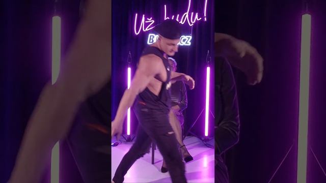 Men4Queen v podcastu Už budu! смотреть онлайн
