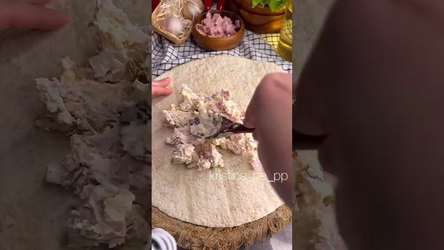 Лаваш с творожной начинкой #shorts смотреть онлайн
