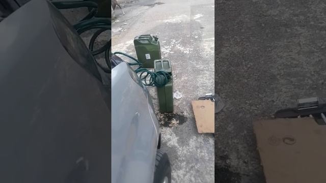 How to empty VW touran fuel tank without any special tools смотреть онлайн