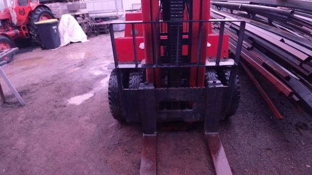 WerkstattVlog | ACHSSCHADEN am Stapler!!!!! | Neue Quadreifen | Querbeet | CM.Motors | Takraf DFG смотреть онлайн