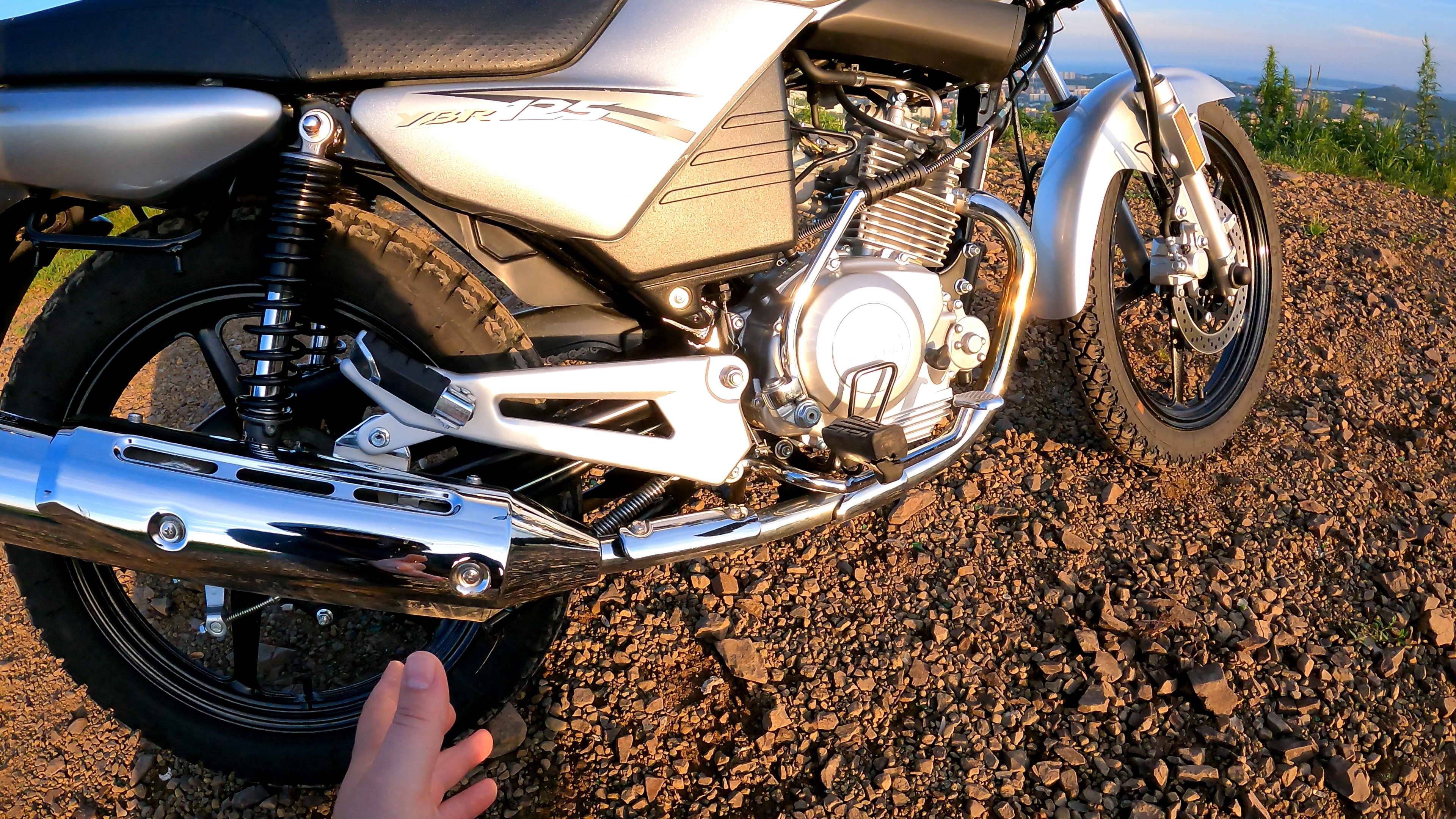 Ленивые покатушки по 71 мкр. в г. Владивостоке, YAMAHA YBR125 смотреть онлайн