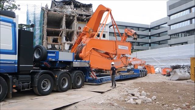Zusatzvideo Bagger Hitachi 870 Ausleger verladen смотреть онлайн