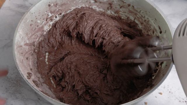 Double Chocolate Banana Bread Recipe | SO MOIST AND CHOCOLATY смотреть онлайн