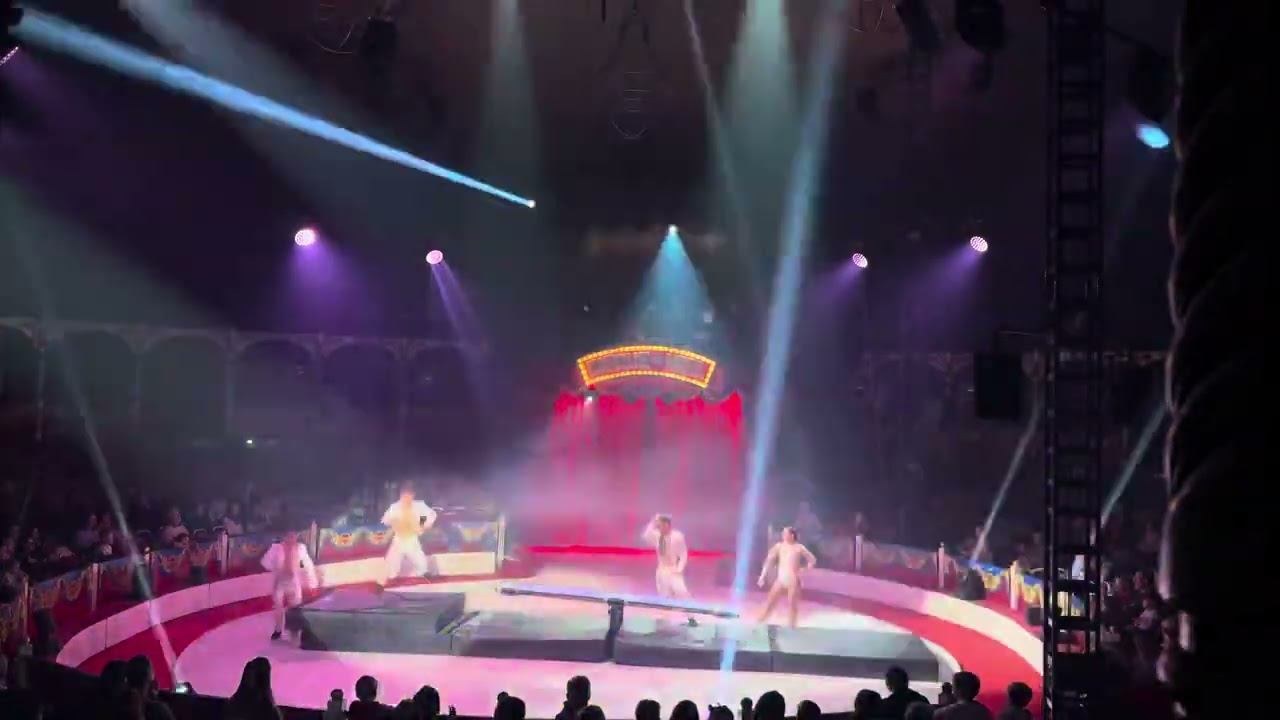 Teeterboard, Pajazzo De Noel