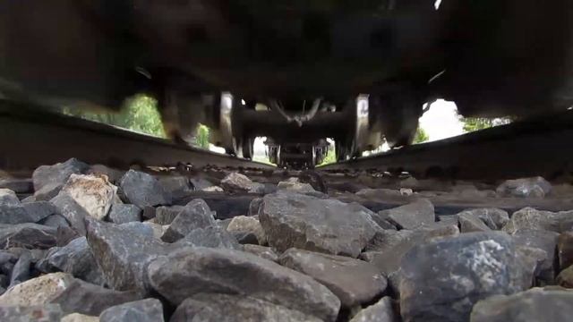 KCS Manifest Train Runs Over Camera смотреть онлайн