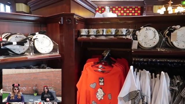 REACTING TO OUR DISNEYLAND PARIS VLOGS EPISODE 1 | DISNEY IN DETAIL смотреть онлайн